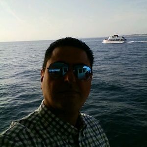 Meet your Posher, Farshid